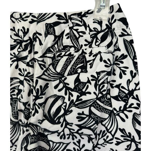 2/$30 Vintage Y2K Talbots Fish Print Capri Pants Black Nautical Petite Size 4P - Picture 6 of 9